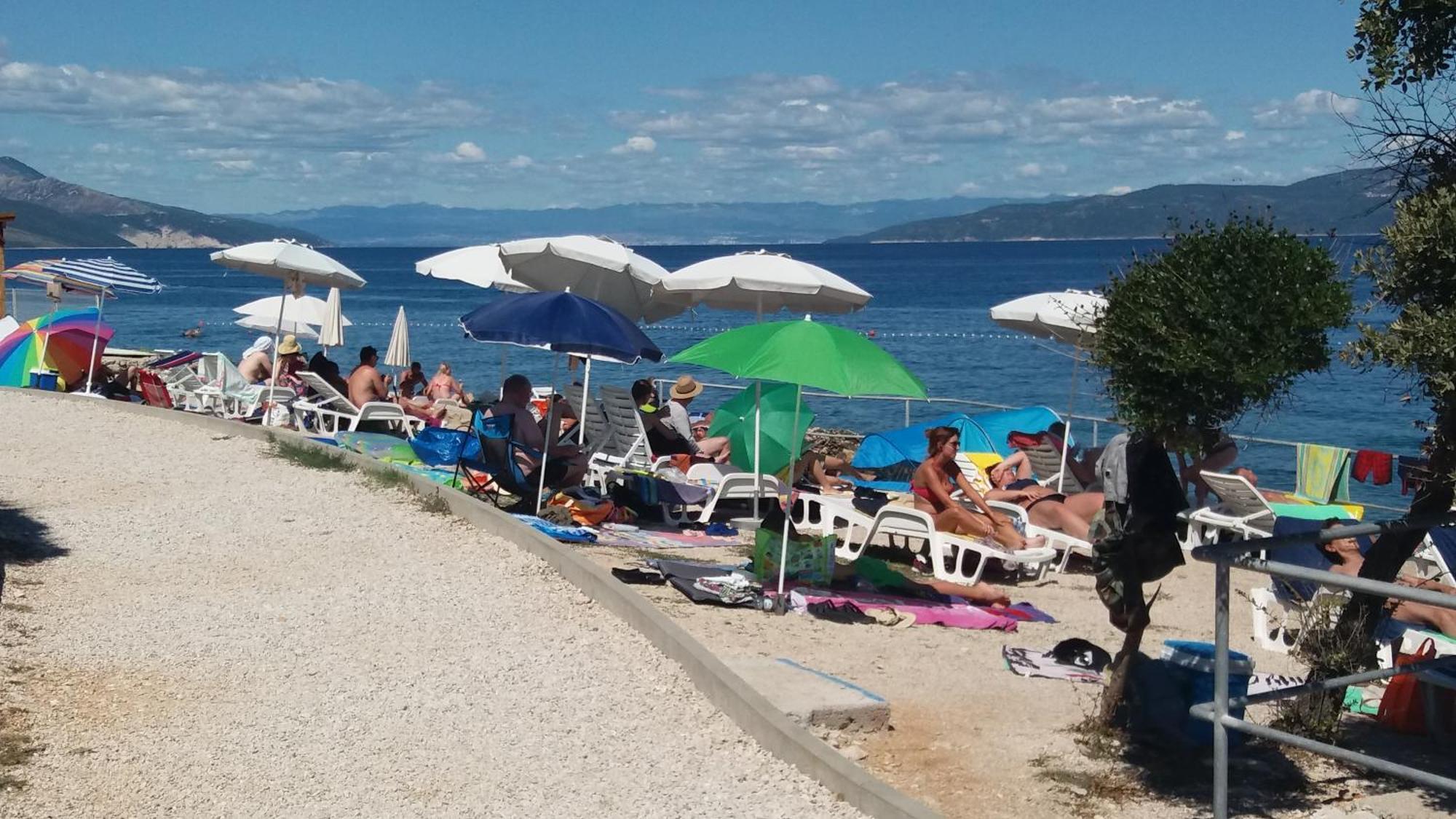 Relax Ravni Apartman Kültér fotó